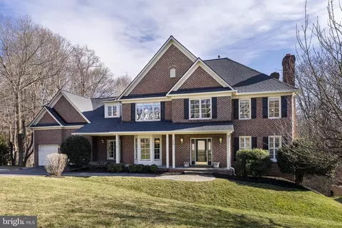 Exterior - 1609 Brookside Rd, Mclean, VA 22101 photo 7 of 7