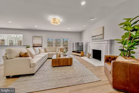 Living - 1609 Brookside Rd, Mclean, VA 22101 photo 1 of 3