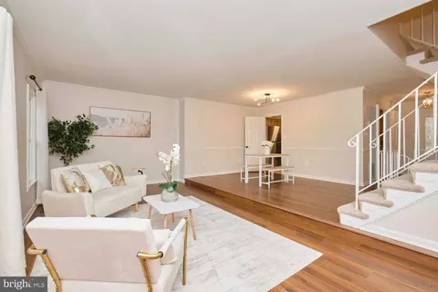 9007 Okeith Ct, Springfield, VA 22152 photo 8