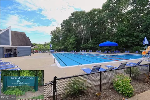 Exterior - 11117 Little Compton Dr, Reston, VA 20191 photo 4 of 5