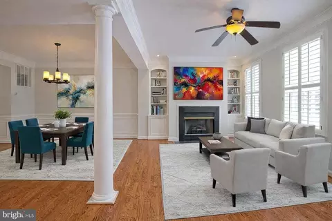 Living - 11117 Little Compton Dr, Reston, VA 20191 photo 5 of 10