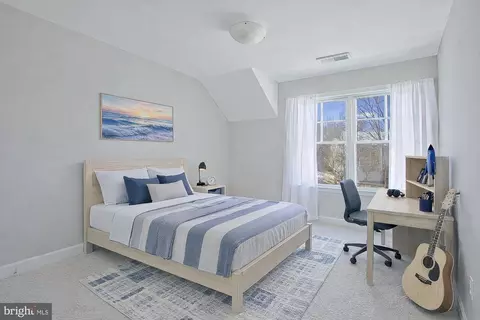 Bedroom - 11117 Little Compton Dr, Reston, VA 20191 photo 4 of 7