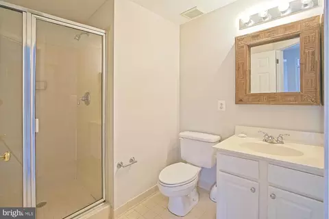 Bath - 11117 Little Compton Dr, Reston, VA 20191 photo 5 of 5