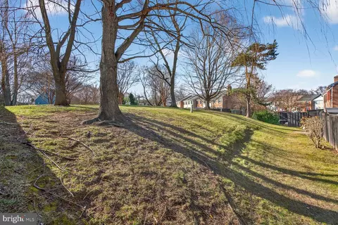 Exterior - 7207 Evanston Rd, Springfield, VA 22150 photo 13 of 13