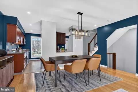 Dining - 7207 Evanston Rd, Springfield, VA 22150 photo 6 of 15