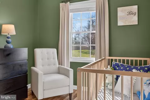 Bedroom - 7207 Evanston Rd, Springfield, VA 22150 photo 12 of 15