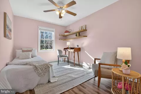Bedroom - 7207 Evanston Rd, Springfield, VA 22150 photo 14 of 15