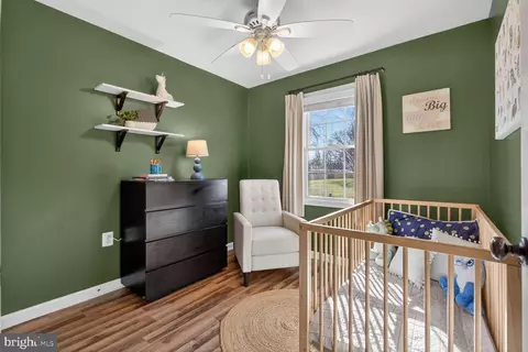Bedroom - 7207 Evanston Rd, Springfield, VA 22150 photo 11 of 15