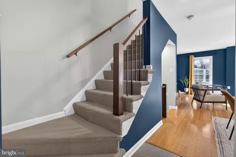 Entry Way - 7207 Evanston Rd, Springfield, VA 22150 photo 11 of 18