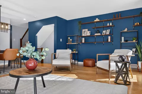 Living - 7207 Evanston Rd, Springfield, VA 22150 photo 1 of 8