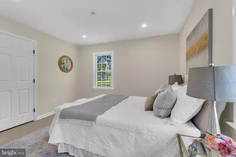 6400 Inwood Dr, Springfield, VA 22150 photo 18