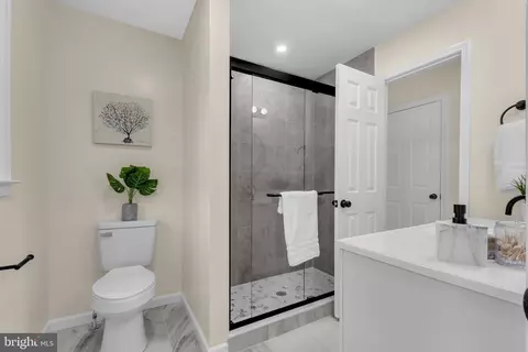 6400 Inwood Dr, Springfield, VA 22150 photo 20