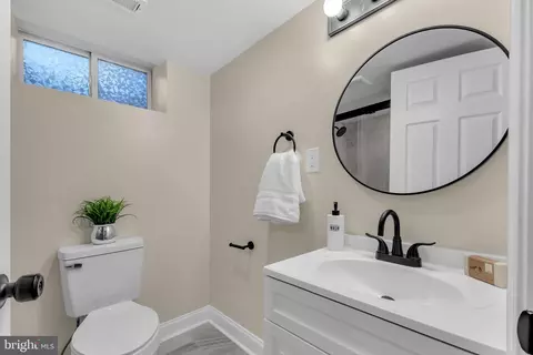 6400 Inwood Dr, Springfield, VA 22150 photo 28