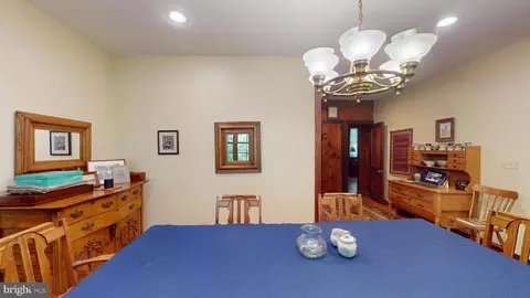Dining - 7108 Larrlyn Dr, Springfield, VA 22151 photo 2 of 4