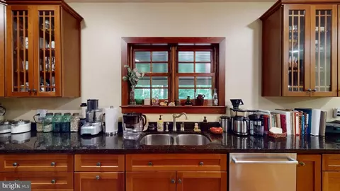 Kitchen - 7108 Larrlyn Dr, Springfield, VA 22151 photo 2 of 3