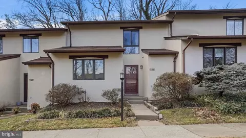 2316 Glade Bank Way, Reston, VA 20191