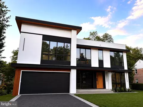 1451 Cola Dr, Mclean, VA 22101