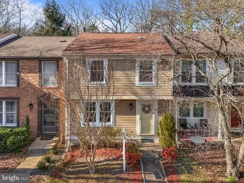 1622 Barnstead Dr, Reston, VA 20194