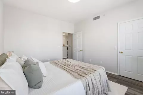 Bedroom - 1580 Spring Gate Dr #4406, Mclean, VA 22102 photo 3 of 3