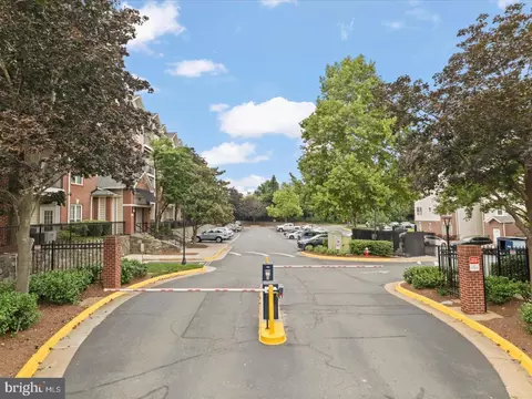 Exterior - 1580 Spring Gate Dr #4406, Mclean, VA 22102 photo 1 of 10