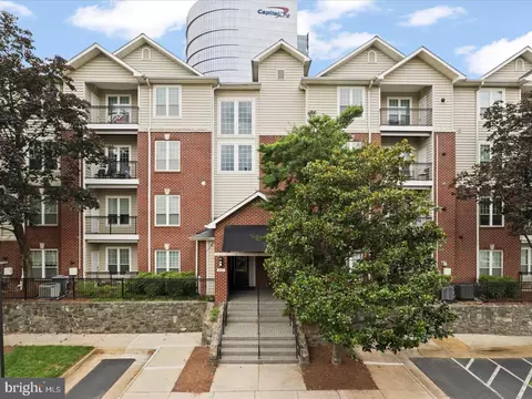 Exterior - 1580 Spring Gate Dr #4406, Mclean, VA 22102 photo 2 of 10