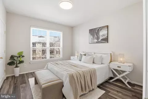 Bedroom - 1580 Spring Gate Dr #4406, Mclean, VA 22102 photo 1 of 3