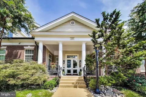 Exterior - 1580 Spring Gate Dr #4406, Mclean, VA 22102 photo 6 of 10