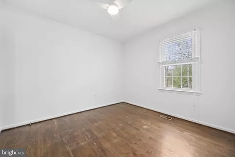 8104 Viola St, Springfield, VA 22152 photo 40