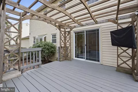 8104 Viola St, Springfield, VA 22152 photo 21