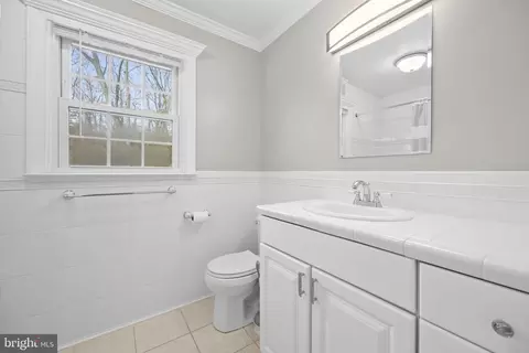 8104 Viola St, Springfield, VA 22152 photo 36