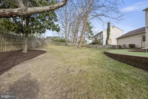 8104 Viola St, Springfield, VA 22152 photo 25