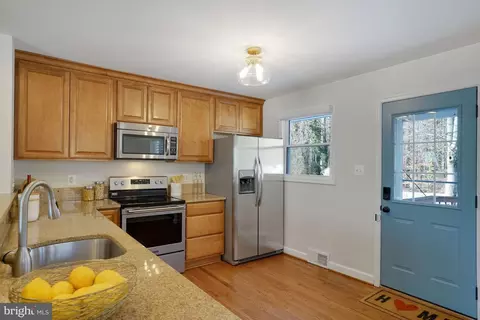 Kitchen - 6726 Bostwick Dr, Springfield, VA 22151 photo 3 of 3