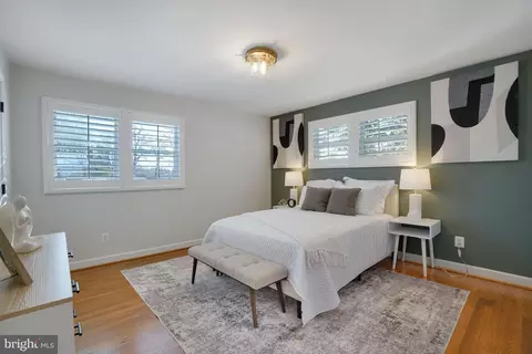 Bedroom - 6726 Bostwick Dr, Springfield, VA 22151 photo 1 of 9