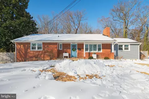 Exterior - 6726 Bostwick Dr, Springfield, VA 22151 photo 1 of 13