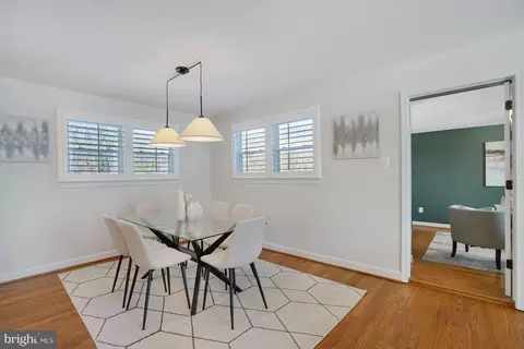 Dining - 6726 Bostwick Dr, Springfield, VA 22151 photo 2 of 4