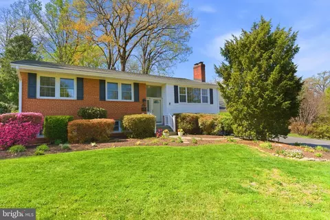6535 Old Chesterbrook Rd, Mclean, VA 22101