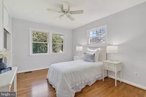 Bedroom - 6535 Old Chesterbrook Rd, Mclean, VA 22101 photo 6 of 8