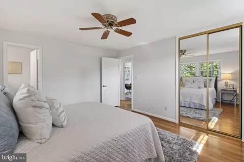 Bedroom - 6535 Old Chesterbrook Rd, Mclean, VA 22101 photo 3 of 8