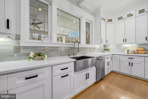 Kitchen - 7022 Hector Rd, Mclean, VA 22101 photo 2 of 10
