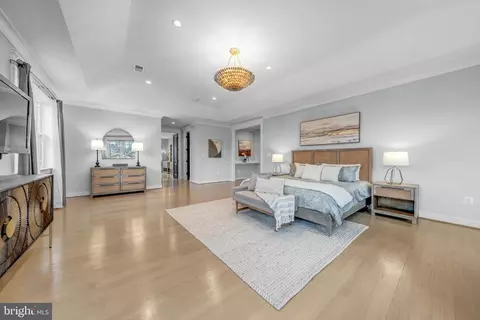 Bedroom - 7022 Hector Rd, Mclean, VA 22101 photo 3 of 4