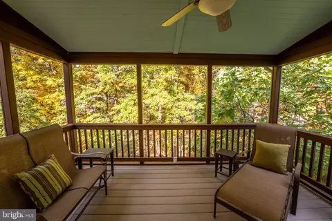 8924 Peoria Ct, Springfield, VA 22153 photo 15