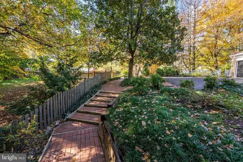 8924 Peoria Ct, Springfield, VA 22153 photo 36