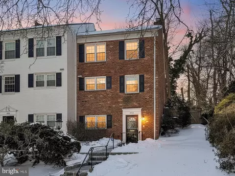 1955 Kirby Rd, Mclean, VA 22101