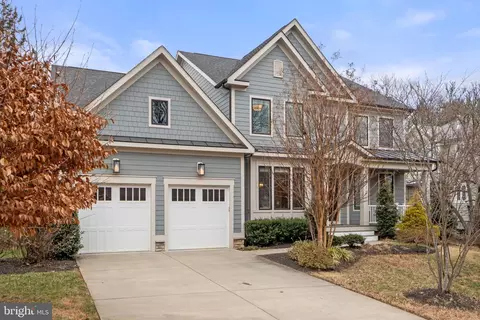 Exterior - 6712 Dean Dr, Mclean, VA 22101 photo 8 of 8