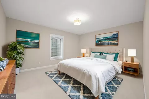 Bedroom - 6712 Dean Dr, Mclean, VA 22101 photo 16 of 17