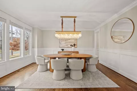 Dining - 6712 Dean Dr, Mclean, VA 22101 photo 1 of 4