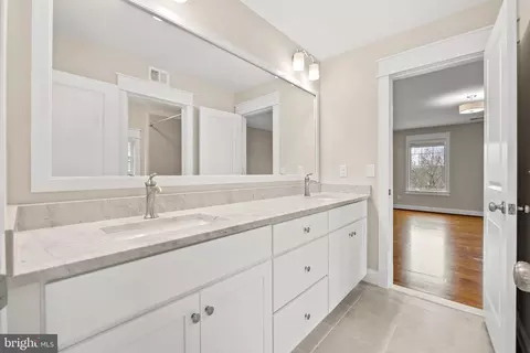 Bath - 6712 Dean Dr, Mclean, VA 22101 photo 4 of 5