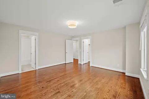 Bedroom - 6712 Dean Dr, Mclean, VA 22101 photo 14 of 17