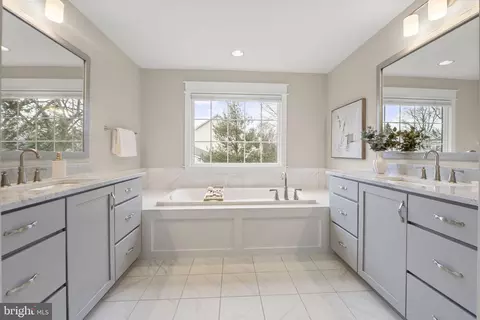 Bath - 6712 Dean Dr, Mclean, VA 22101 photo 2 of 5