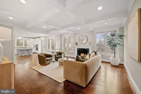 Living - 6712 Dean Dr, Mclean, VA 22101 photo 3 of 5